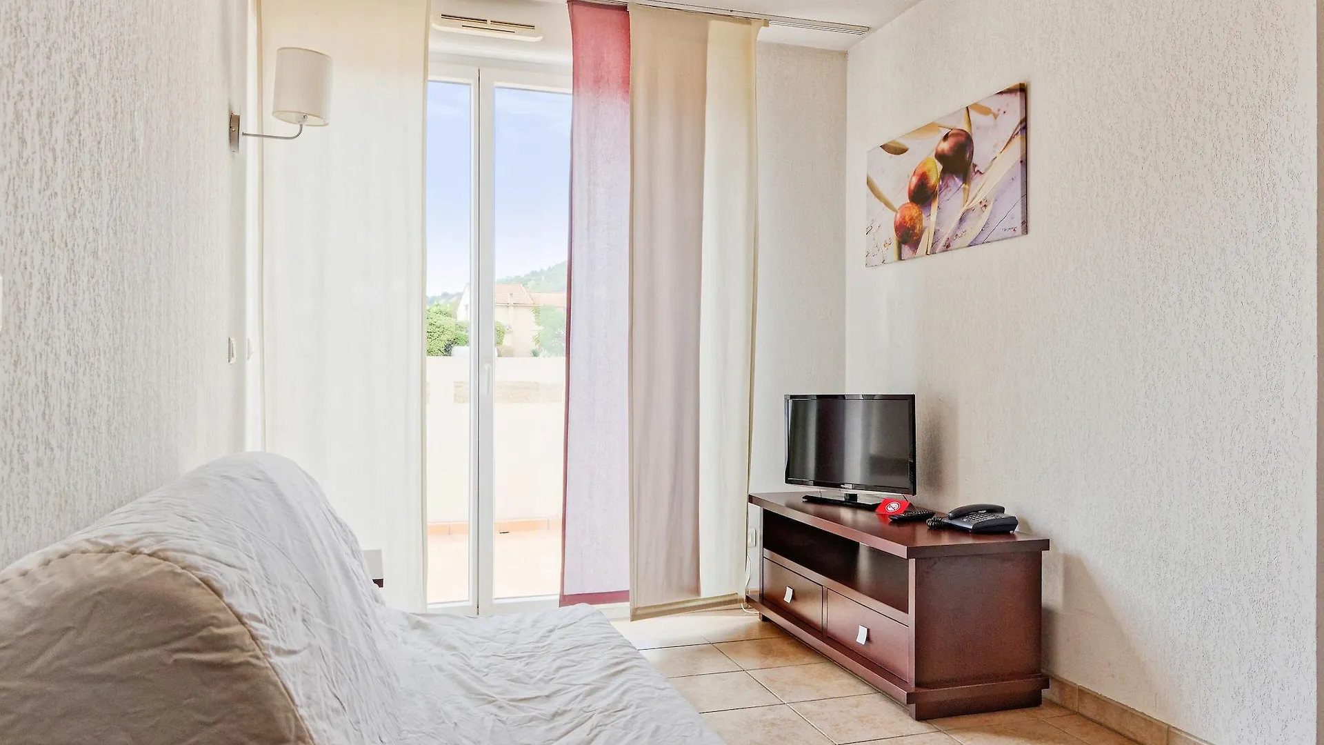 Comfort Aparthotel Six-Fours Six-Fours-les-Plages