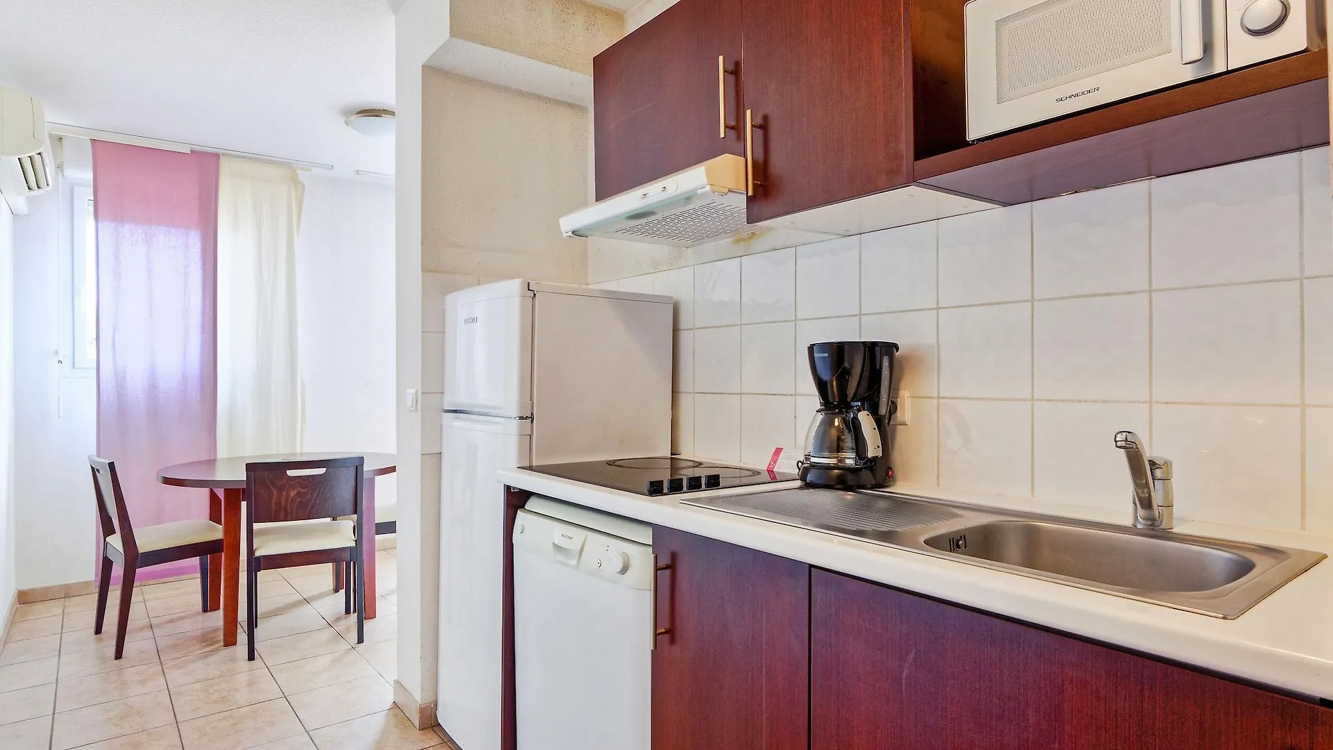 Comfort Aparthotel Six-Fours Six-Fours-les-Plages