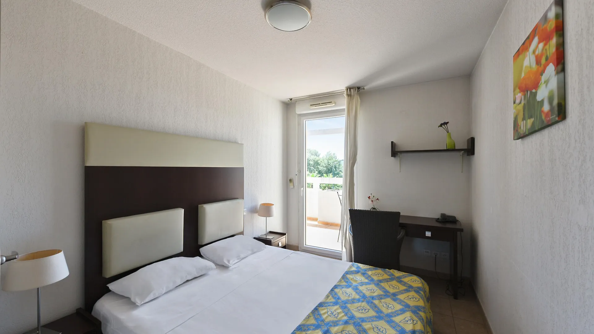 Comfort Aparthotel Six-Fours Six-Fours-les-Plages 3*,  Franciaország