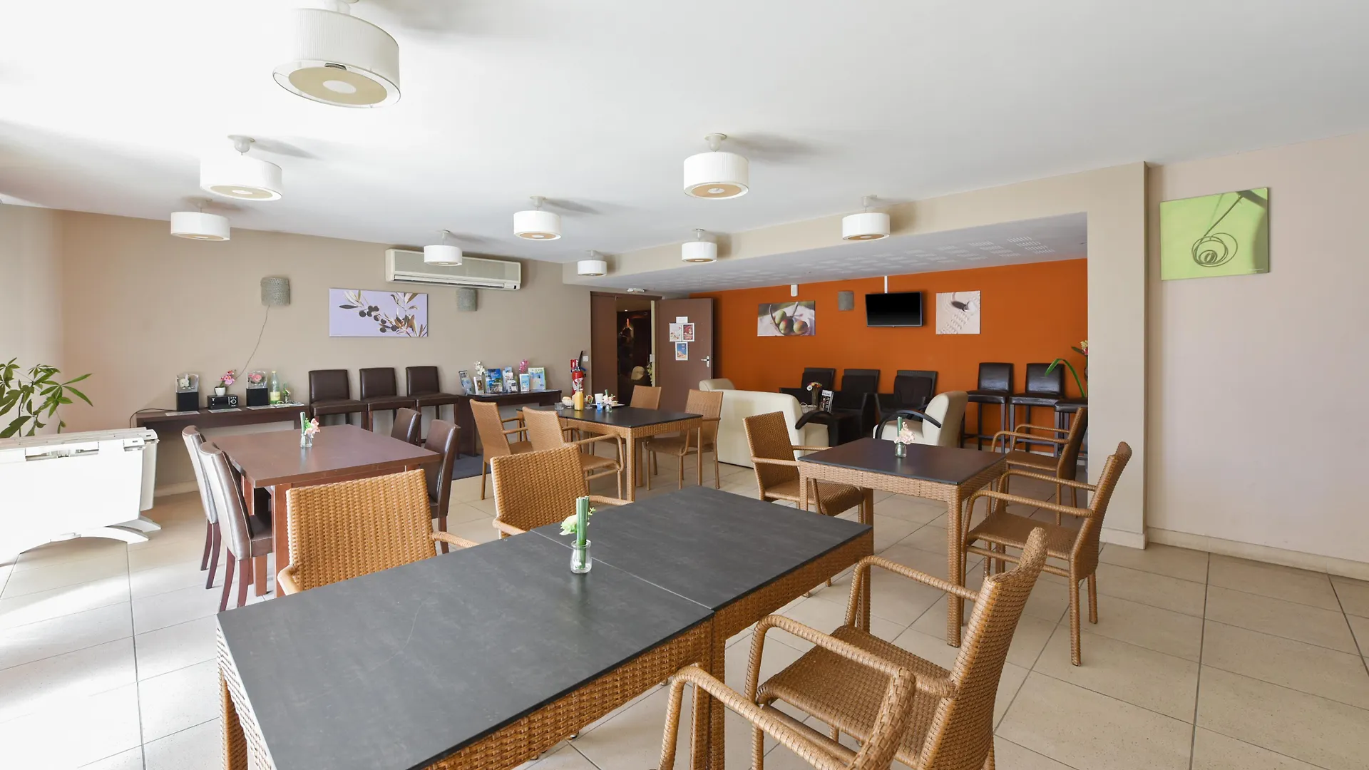 Comfort Aparthotel Six-Fours Six-Fours-les-Plages Hotel