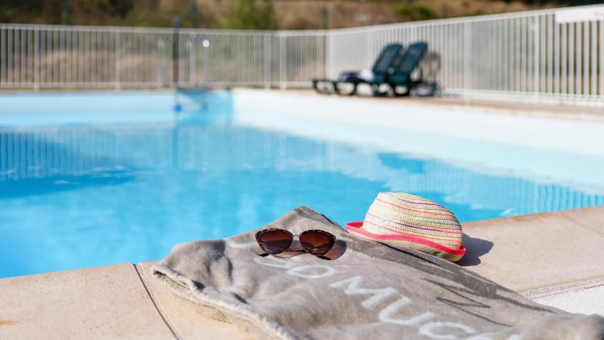 Comfort Aparthotel Six-Fours Six-Fours-les-Plages Franciaország