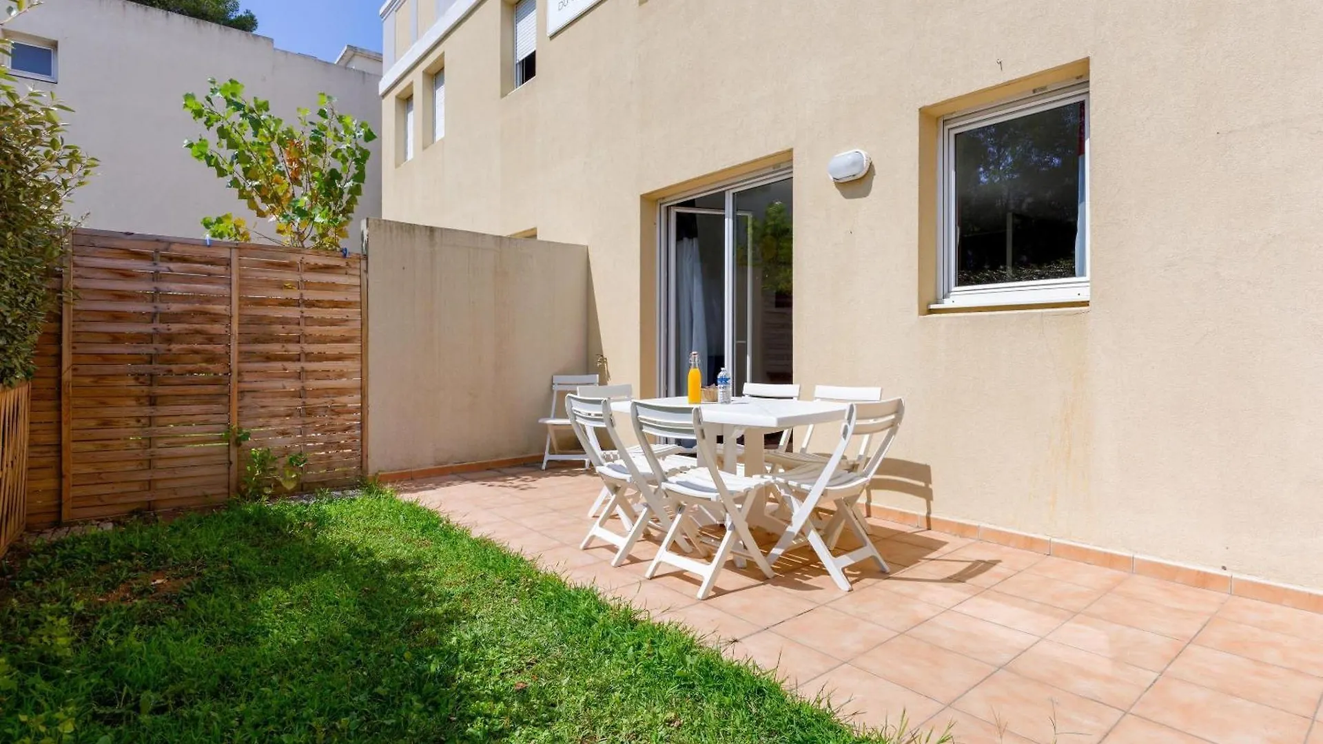 Comfort Aparthotel Six-Fours Six-Fours-les-Plages 3*,  Franciaország
