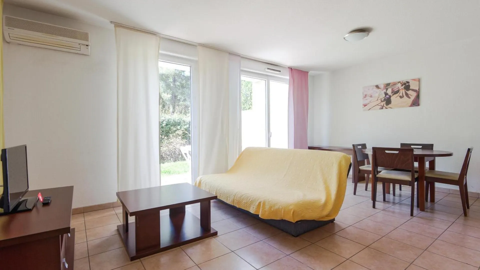 Comfort Aparthotel Six-Fours Six-Fours-les-Plages Szálloda