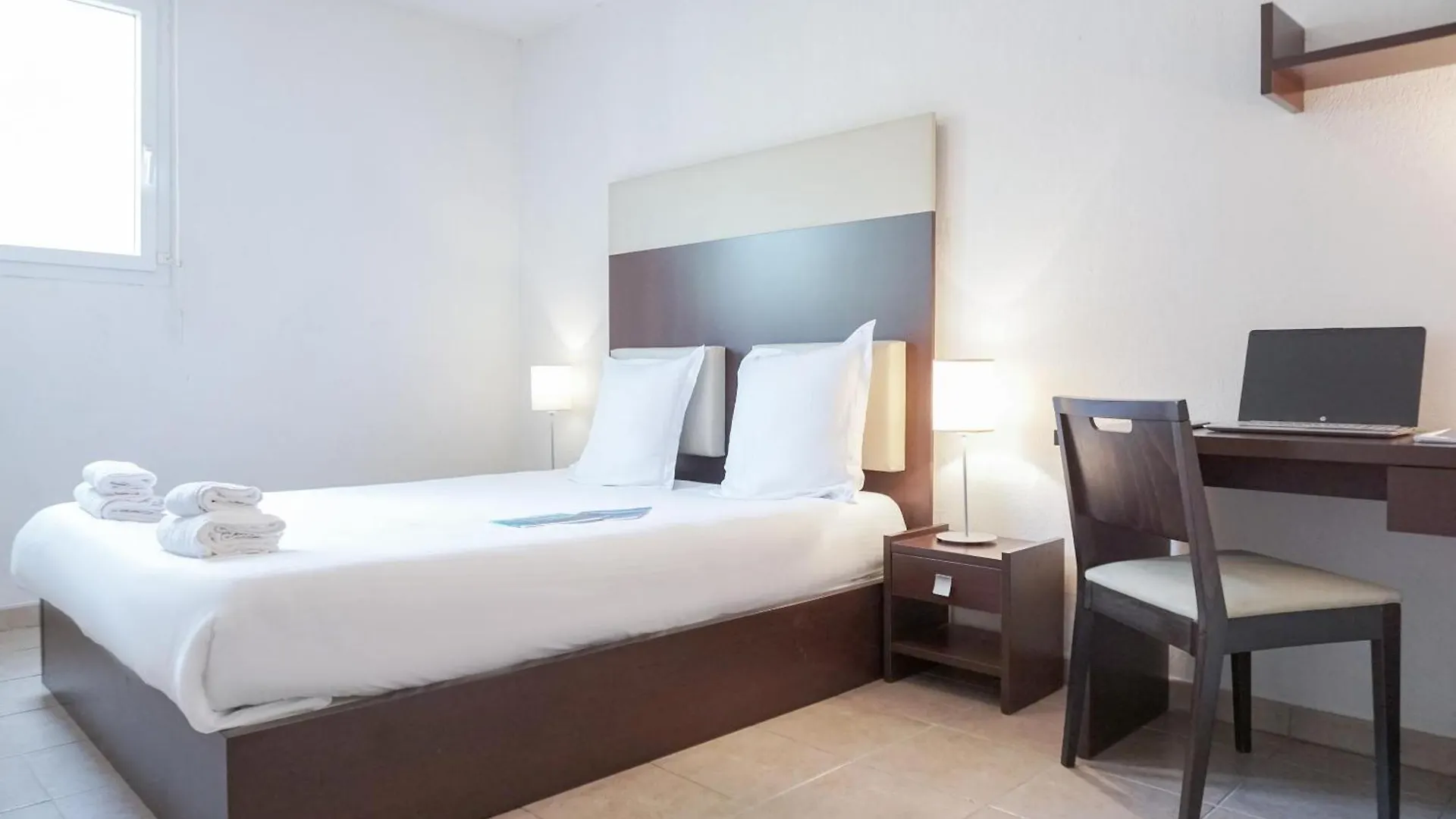 Zenitude Hôtel-Résidences Toulon Six Fours Six-Fours-les-Plages Hotel