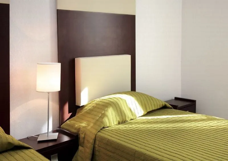 Comfort Aparthotel Six-Fours Six-Fours-les-Plages 3*,