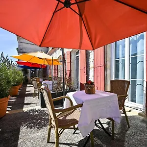 De Provence Hotel