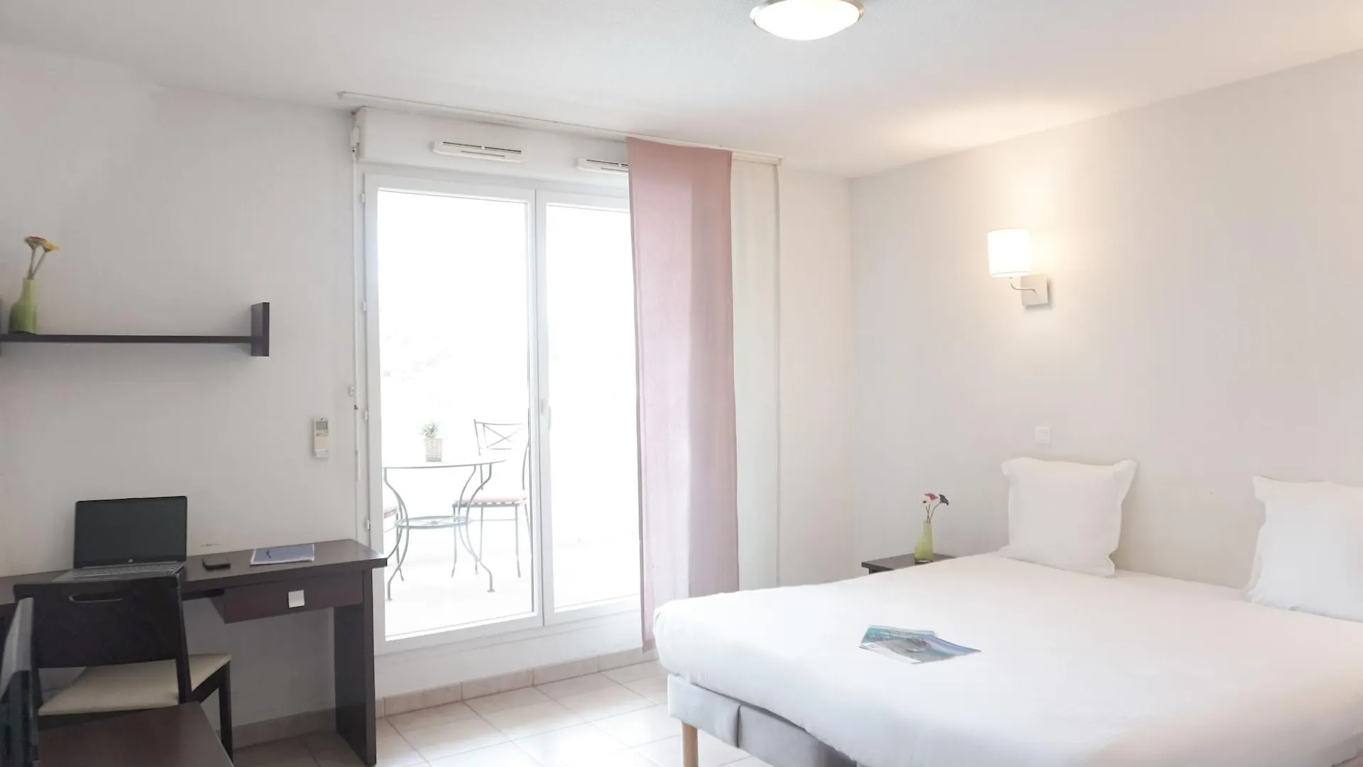 Zenitude Hôtel-Résidences Toulon Six Fours Six-Fours-les-Plages Francia