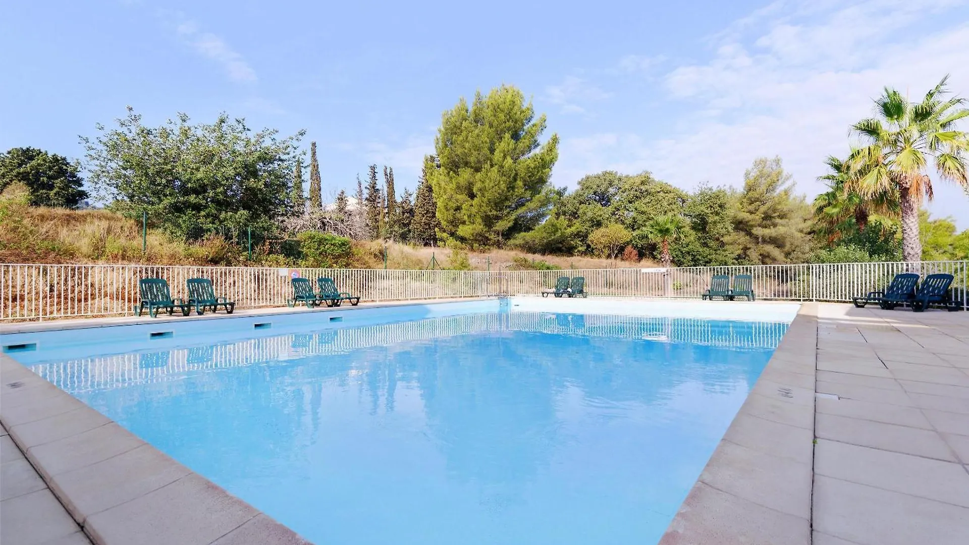 Comfort Aparthotel Six-Fours Six-Fours-les-Plages Frankrijk