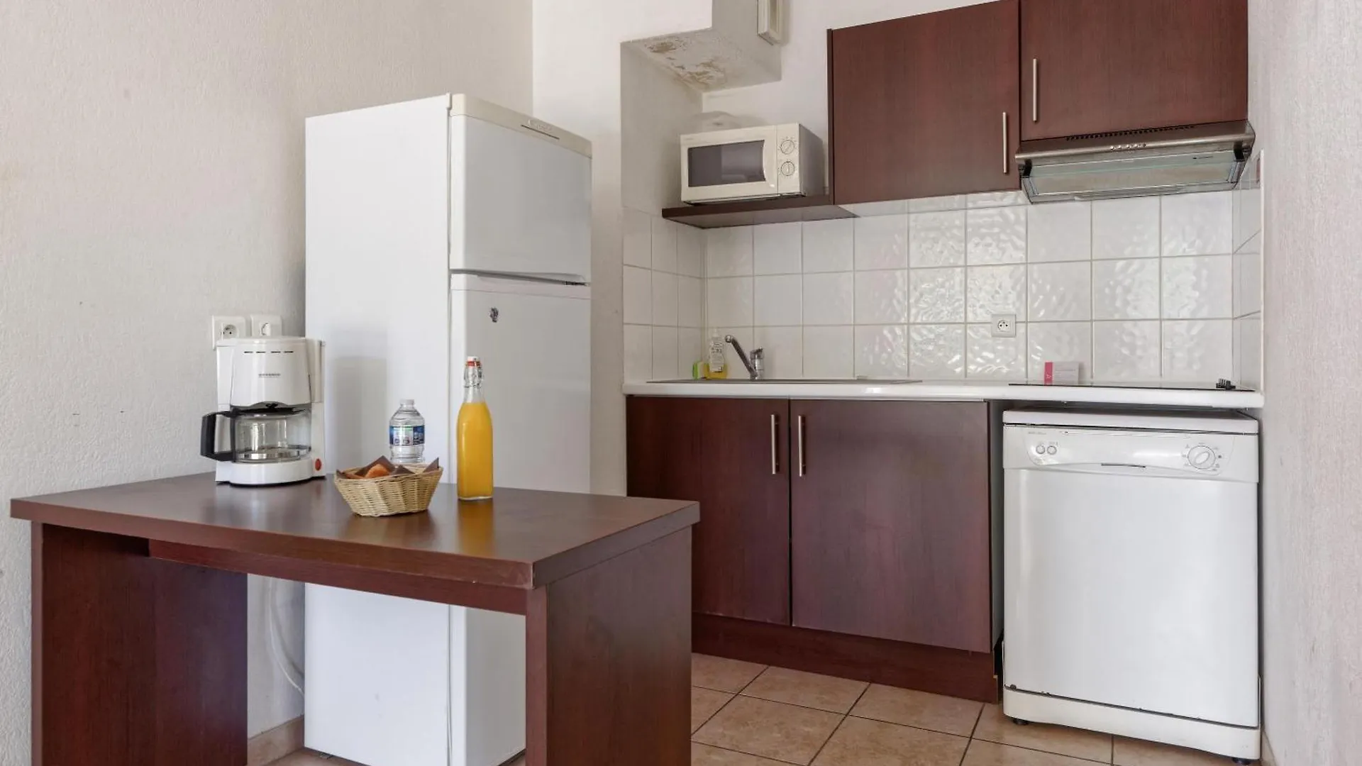 Comfort Aparthotel Six-Fours Six-Fours-les-Plages Hotel