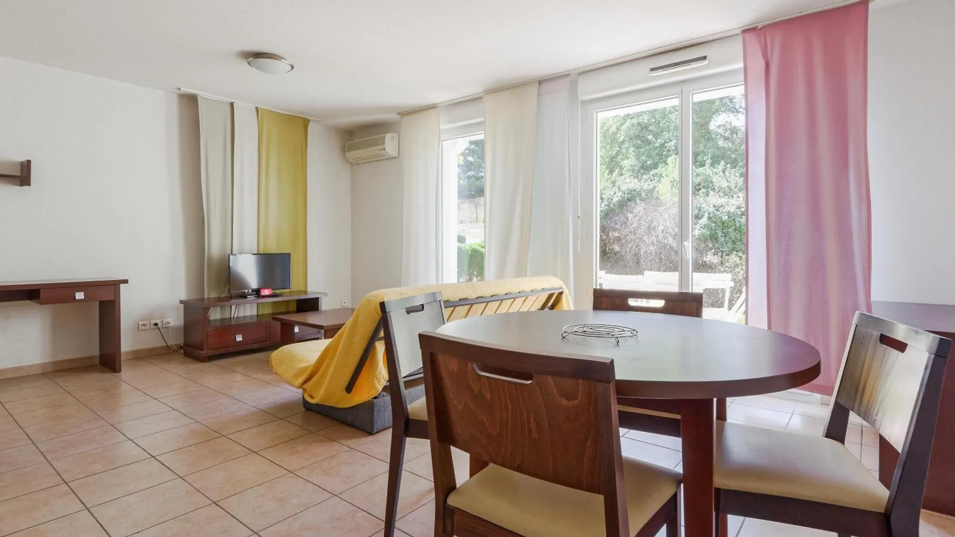 *** Hotel Comfort Aparthotel Six-Fours Six-Fours-les-Plages Frankrijk
