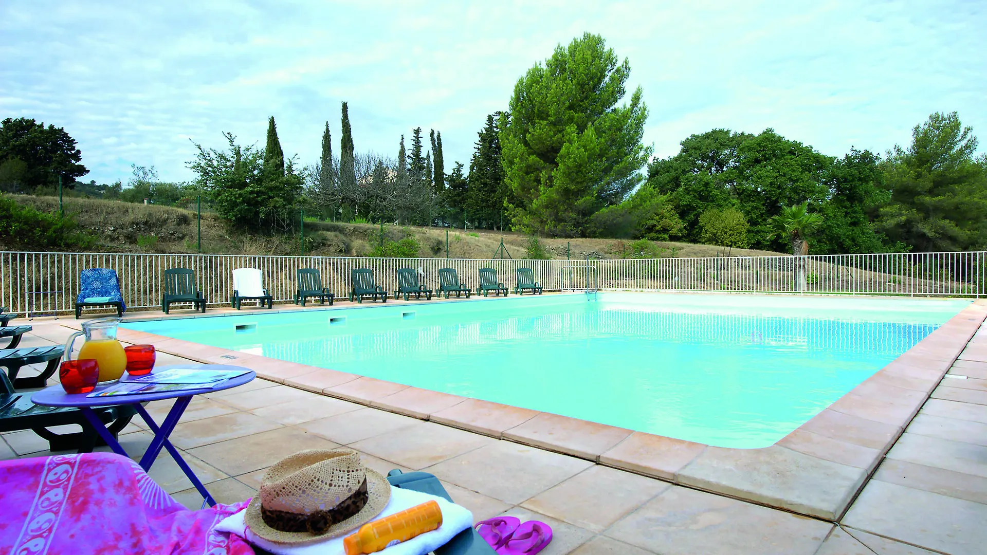 Comfort Aparthotel Six-Fours Six-Fours-les-Plages Hotel